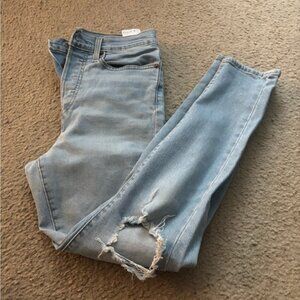 Levi’s light wash wedgie skinny jeans